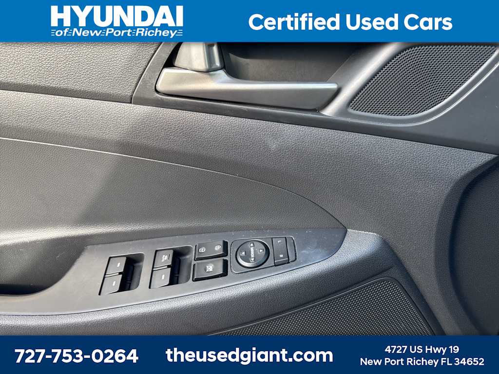 Thumbnail: 2018 Hyundai Tucson - 9