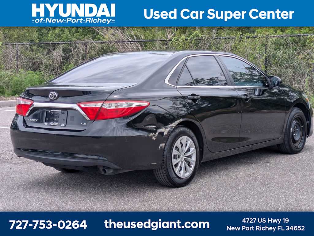 Thumbnail: 2015 Toyota Camry - 5