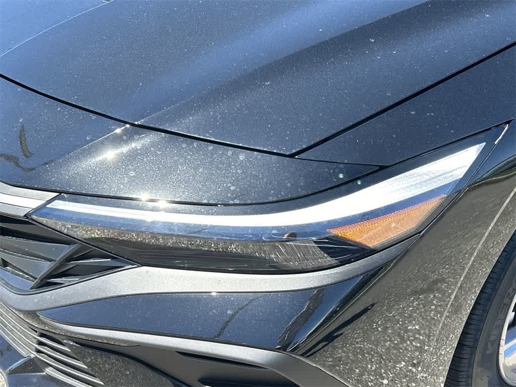 Thumbnail: 2025 Hyundai Elantra - 9