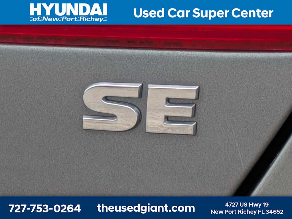 Thumbnail: 2014 Volkswagen Jetta - 12