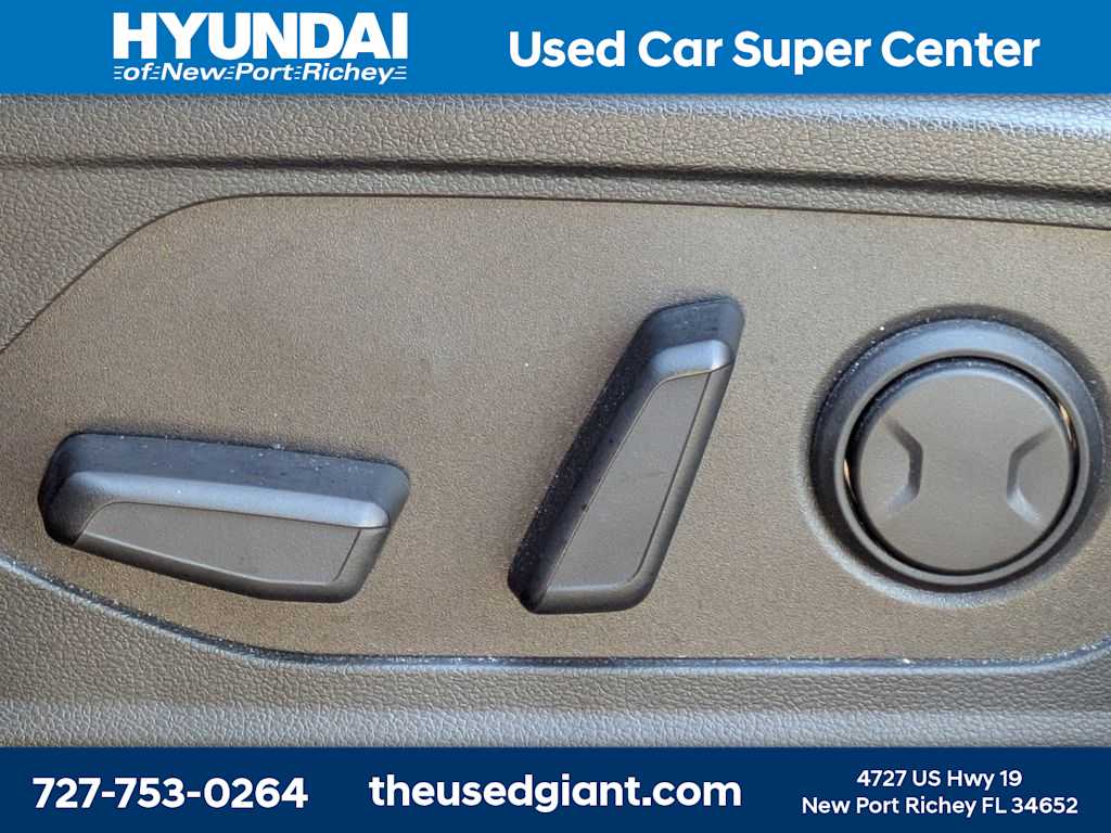 Thumbnail: 2023 Hyundai Tucson - 24