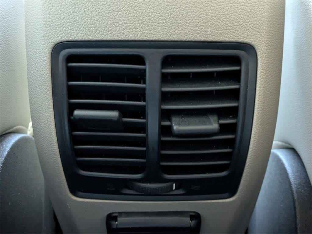 Thumbnail: 2017 Ford Escape - 17