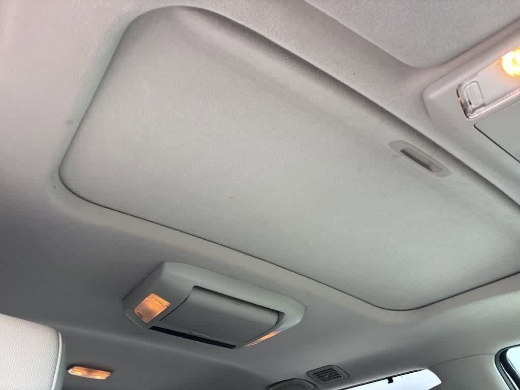 Thumbnail: 2011 Toyota Sequoia - 10