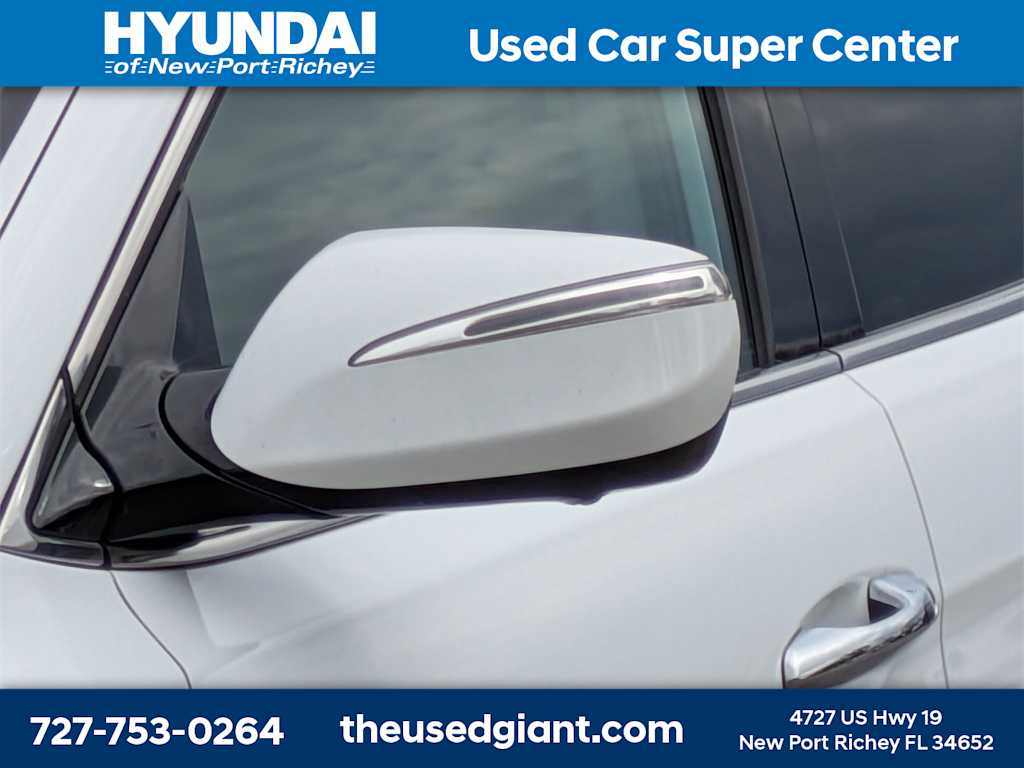 Thumbnail: 2018 Hyundai Santa Fe - 11