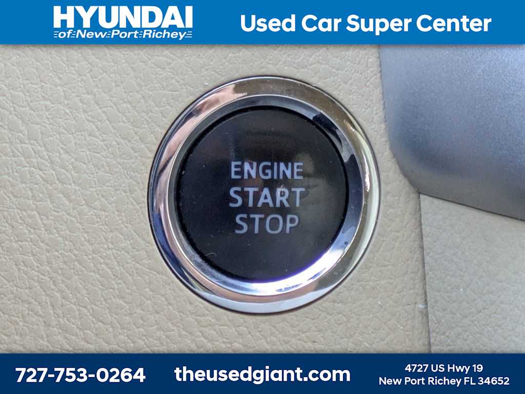 Thumbnail: 2016 Toyota Highlander - 40