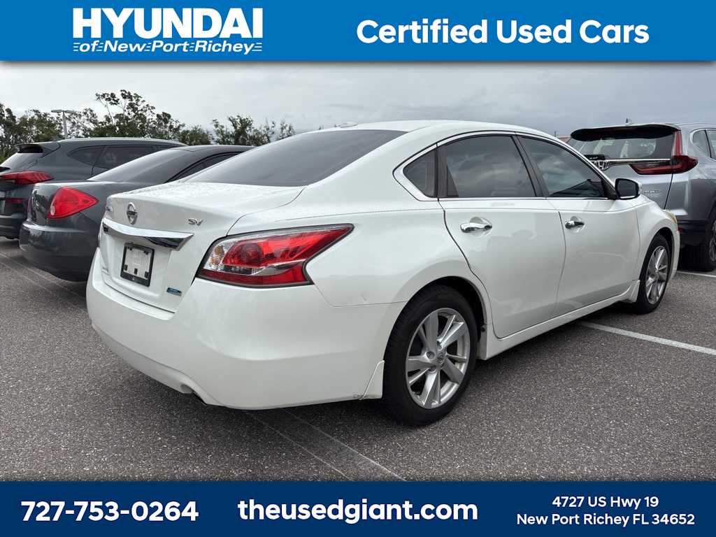 Thumbnail: 2014 Nissan Altima - 3