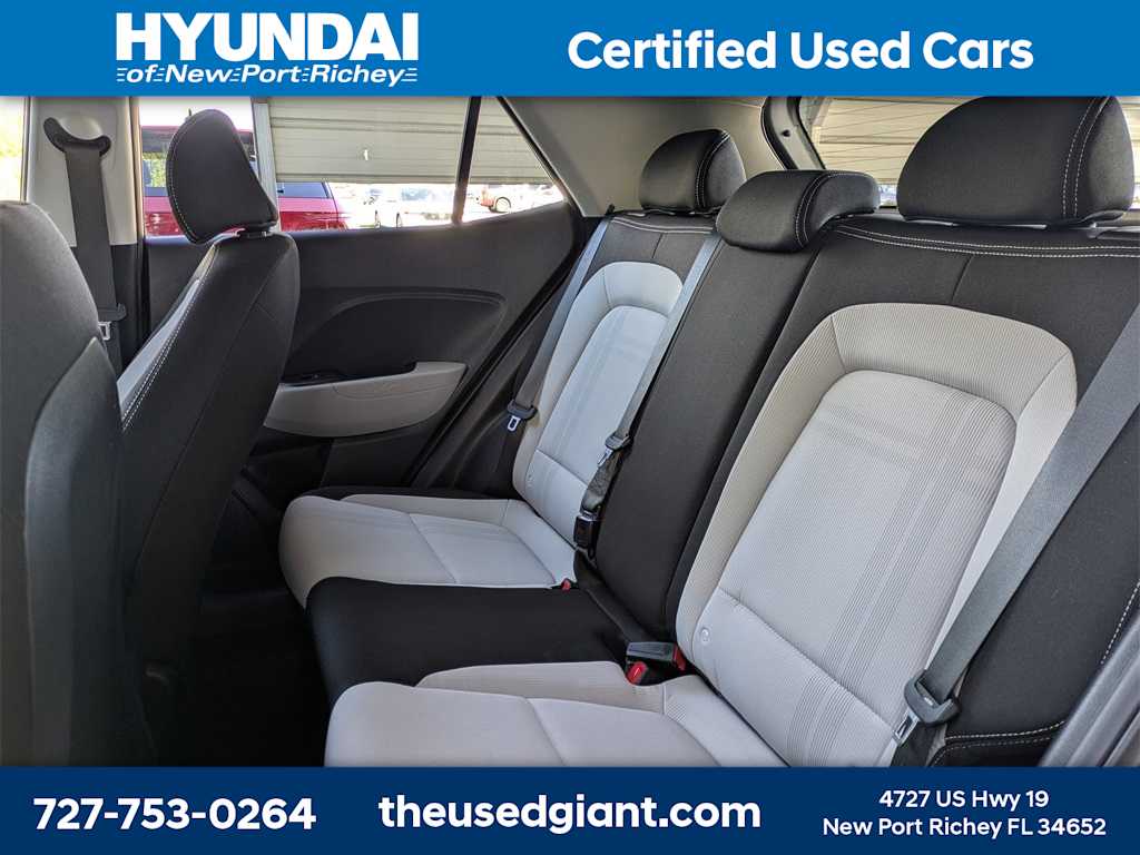 Thumbnail: 2023 Hyundai Venue - 14