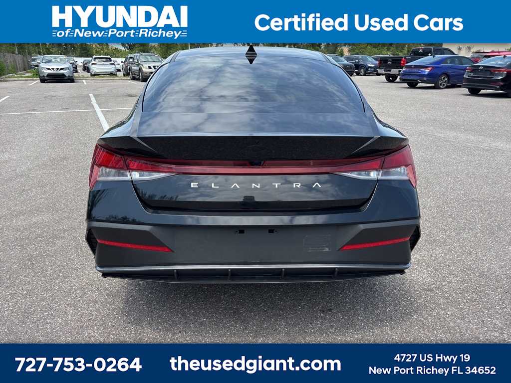 2024 Hyundai Elantra SEL 4