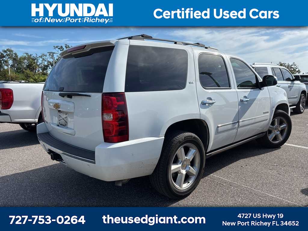 Thumbnail: 2014 Chevrolet Tahoe - 3