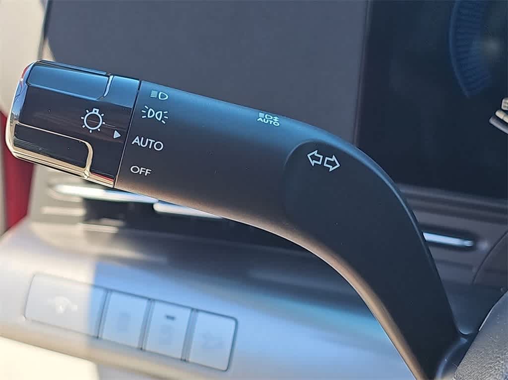 2025 Hyundai Kona SE 24