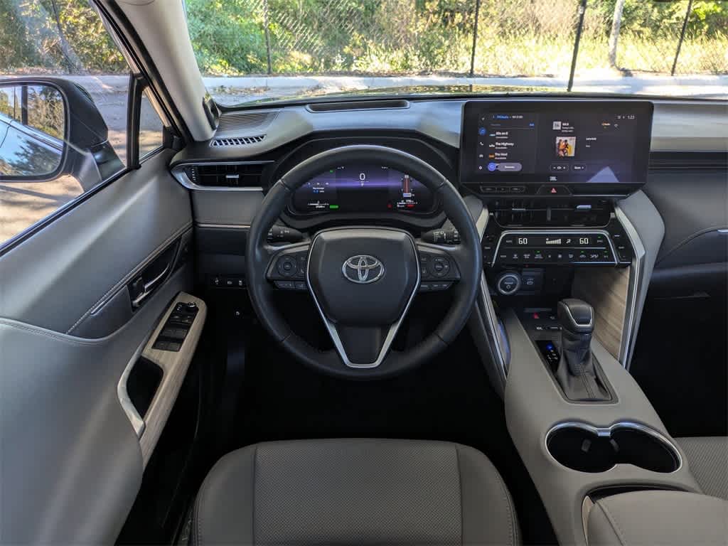 Thumbnail: 2024 Toyota Venza - 21