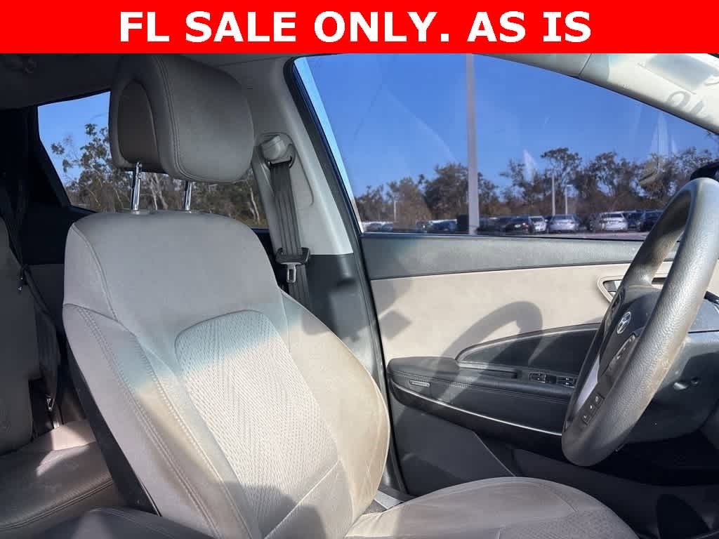 Thumbnail: 2017 Hyundai Santa Fe - 8