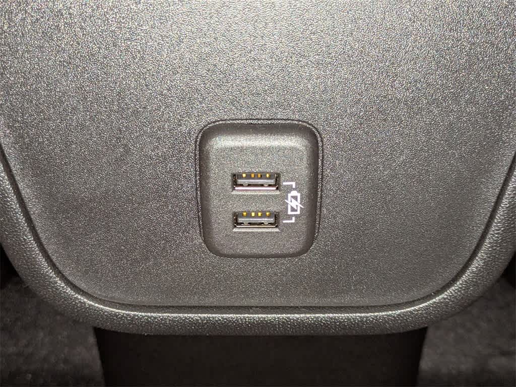 Thumbnail: 2020 Chevrolet Equinox - 16