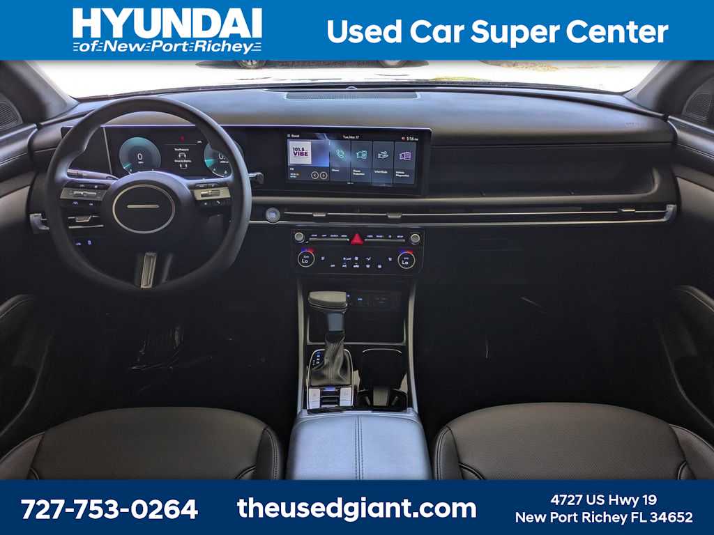 Thumbnail: 2025 Hyundai Santa Cruz - 17