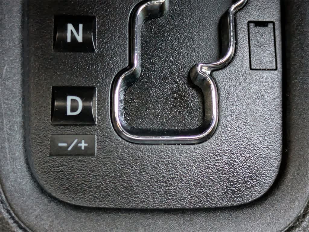 Thumbnail: 2017 Jeep Wrangler - 27