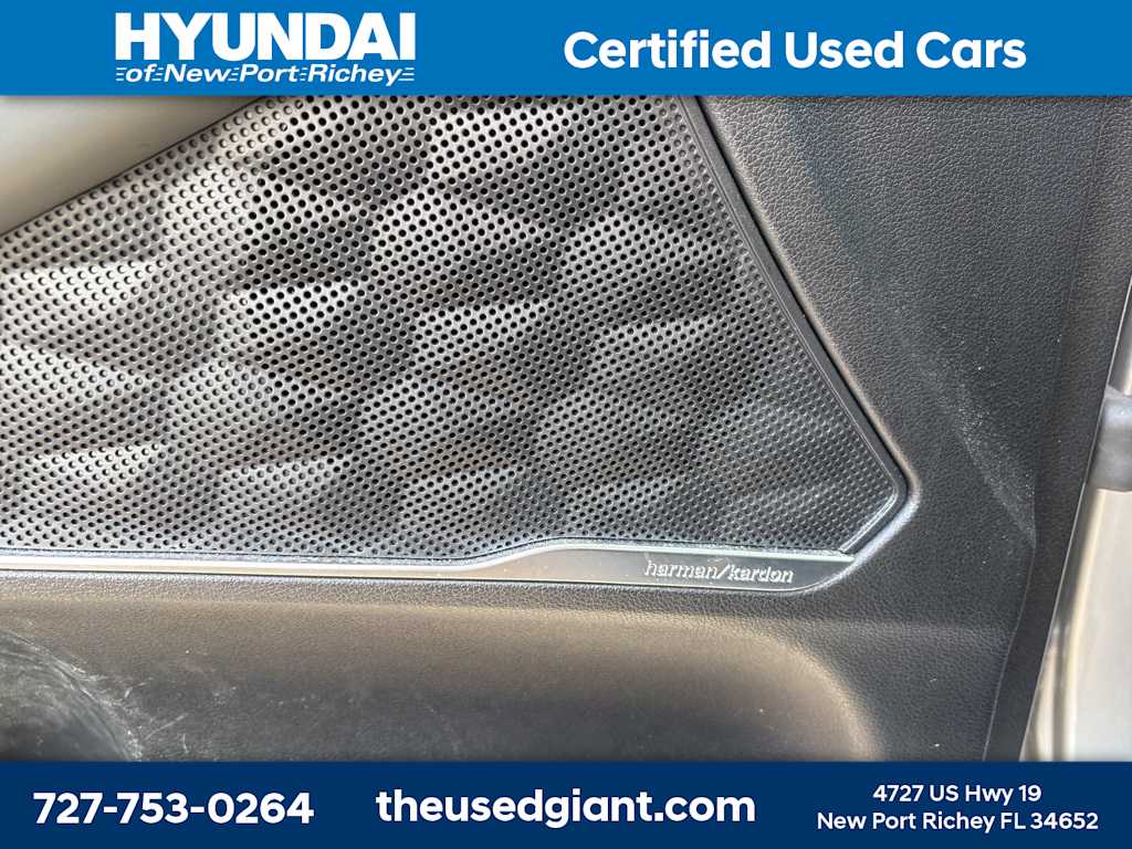 2022 Hyundai Santa Fe SEL 11