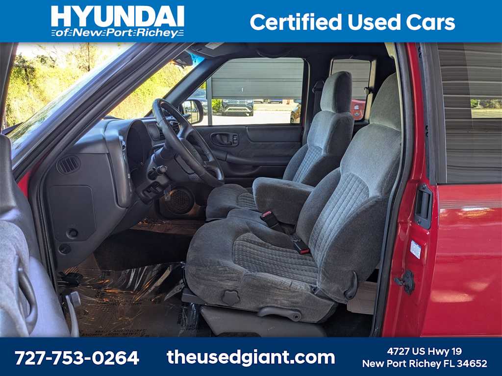 Thumbnail: 2002 Chevrolet S-10 - 23