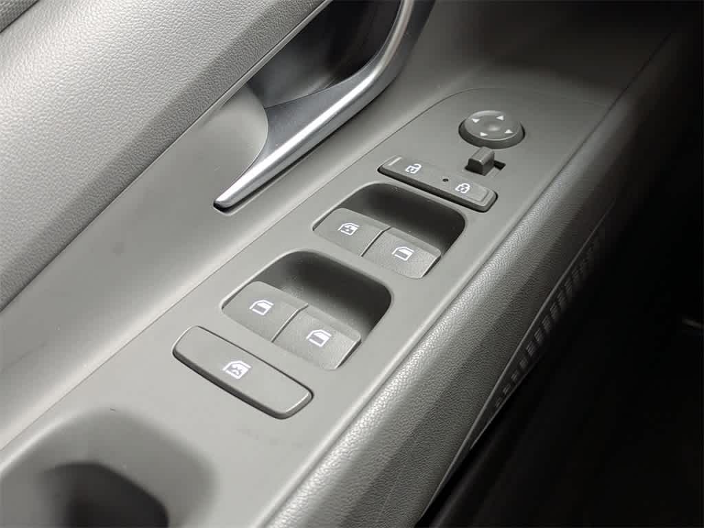 Thumbnail: 2023 Hyundai Elantra - 23