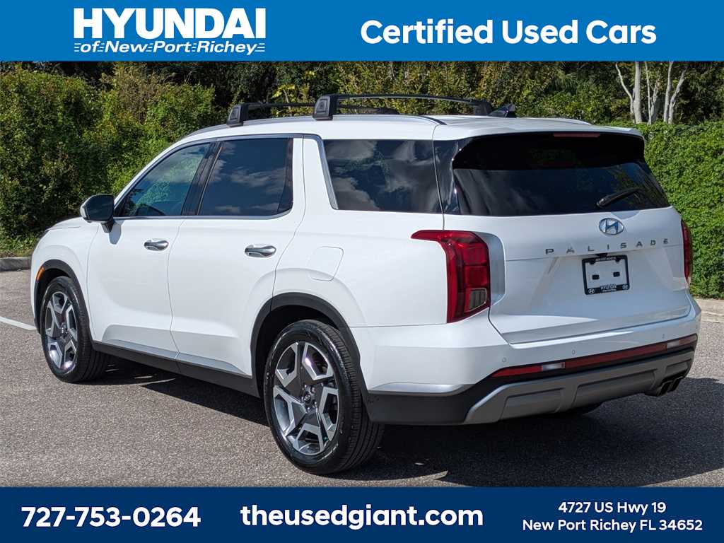 Thumbnail: 2023 Hyundai Palisade - 3