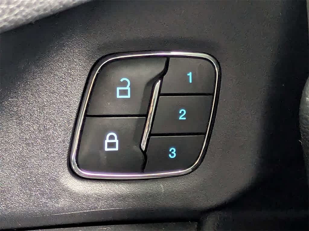 Thumbnail: 2020 Ford Expedition - 29