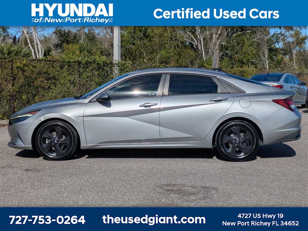 Thumbnail: 2021 Hyundai Elantra - 2