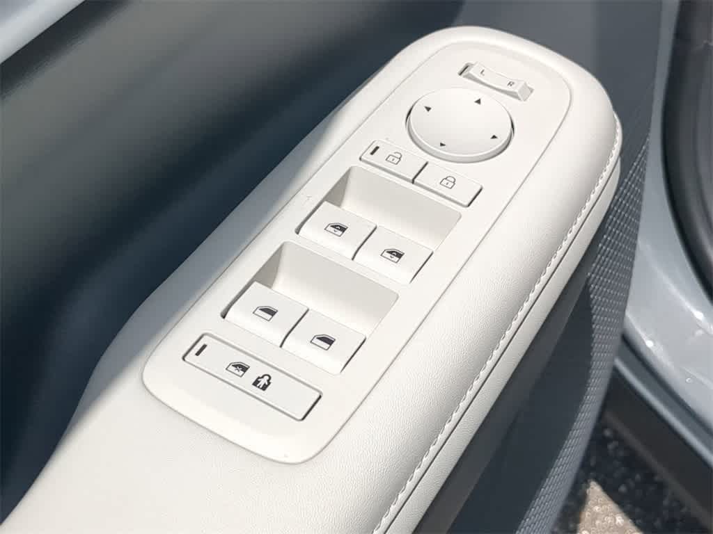 Thumbnail: 2026 Hyundai Santa Fe - 16