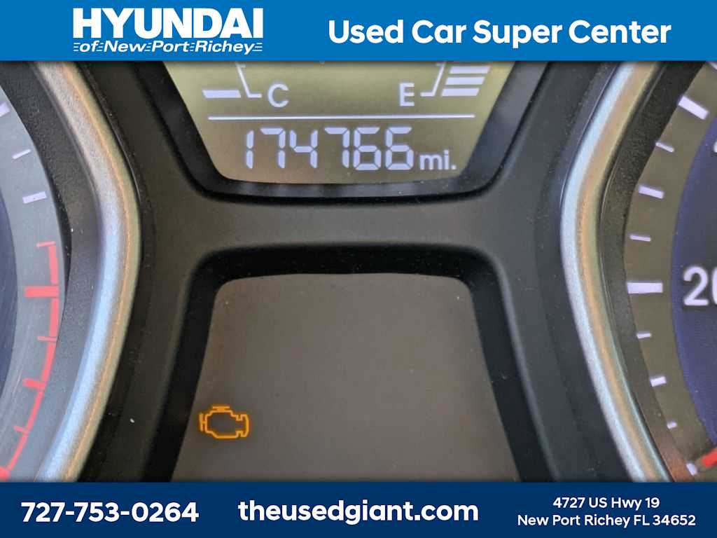 Thumbnail: 2016 Hyundai Elantra - 11