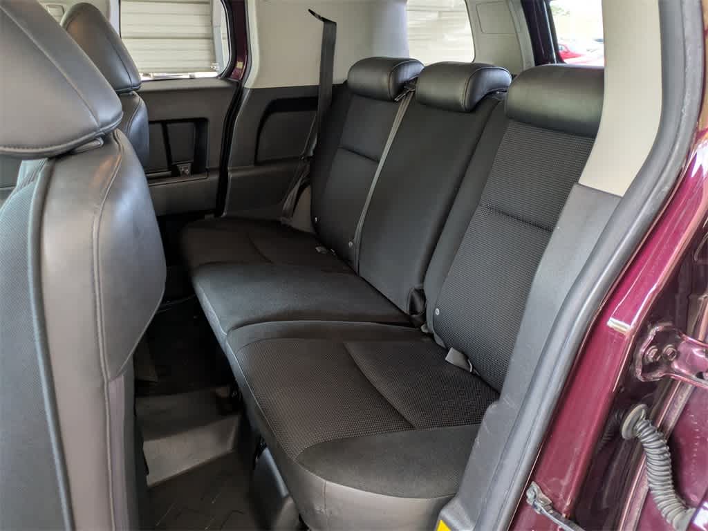 Thumbnail: 2007 Toyota FJ Cruiser - 14