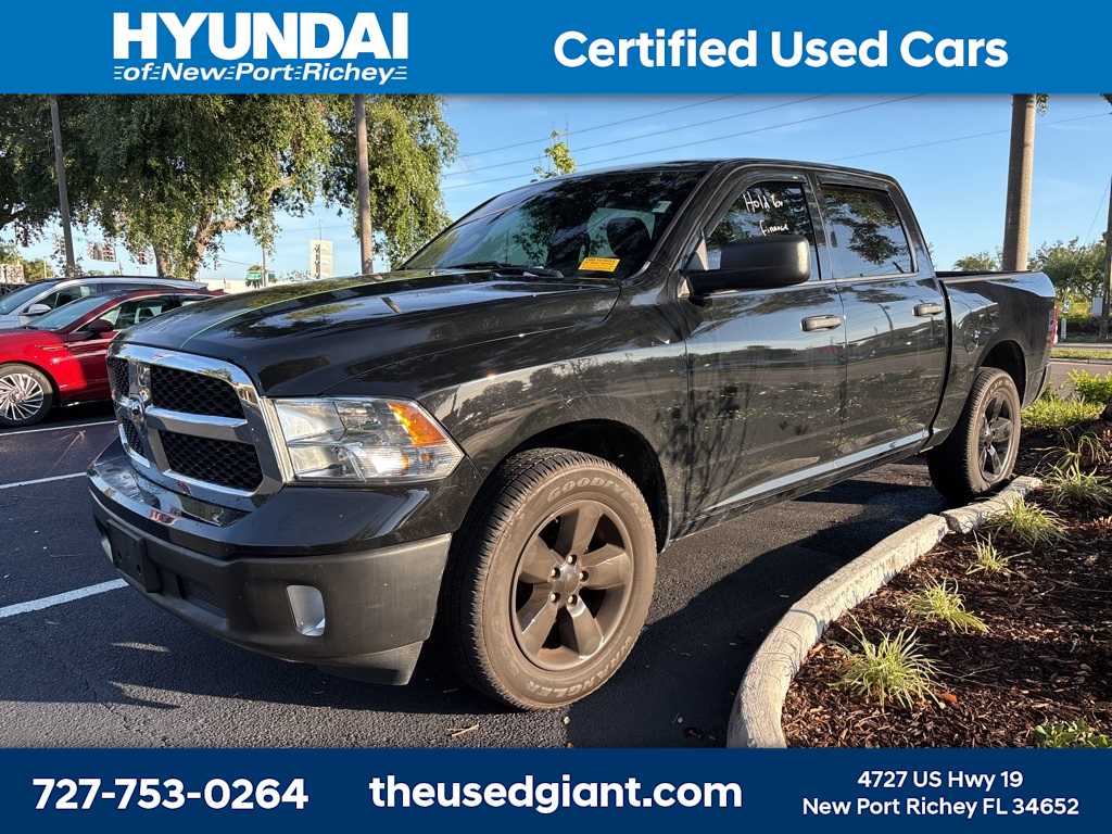 Thumbnail: 2023 RAM 1500 Classic - 1