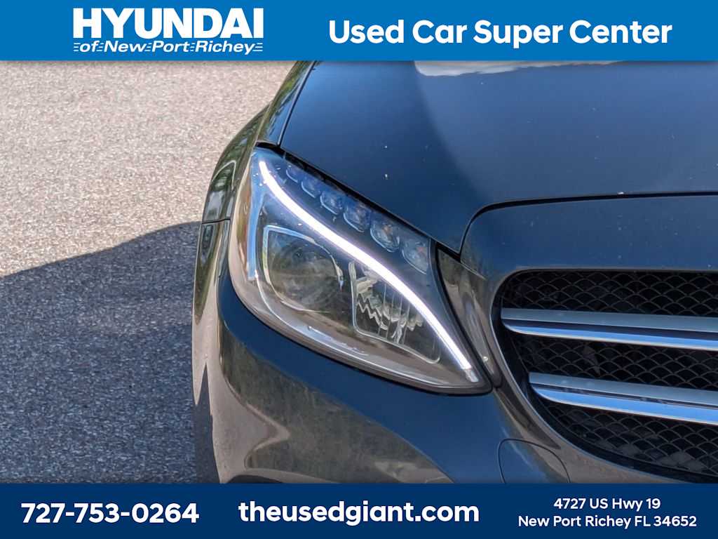 Thumbnail: 2016 Mercedes-Benz C-Class - 9