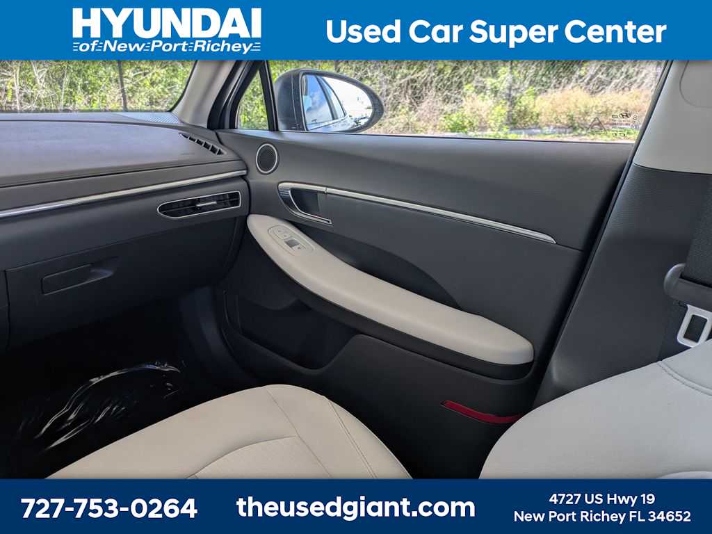 Thumbnail: 2023 Hyundai Sonata - 16