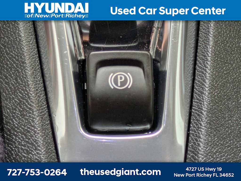 Thumbnail: 2019 Chevrolet Camaro - 26