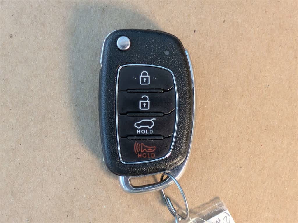 Thumbnail: 2018 Hyundai Santa Fe - 33