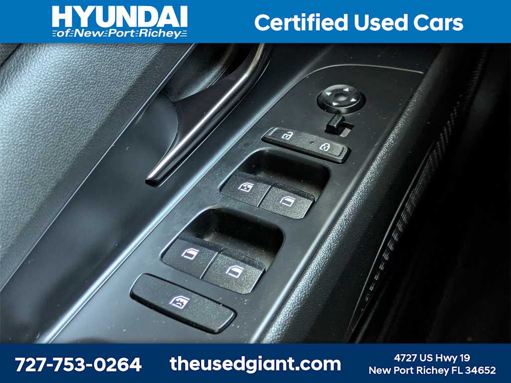 Thumbnail: 2022 Hyundai Elantra - 28