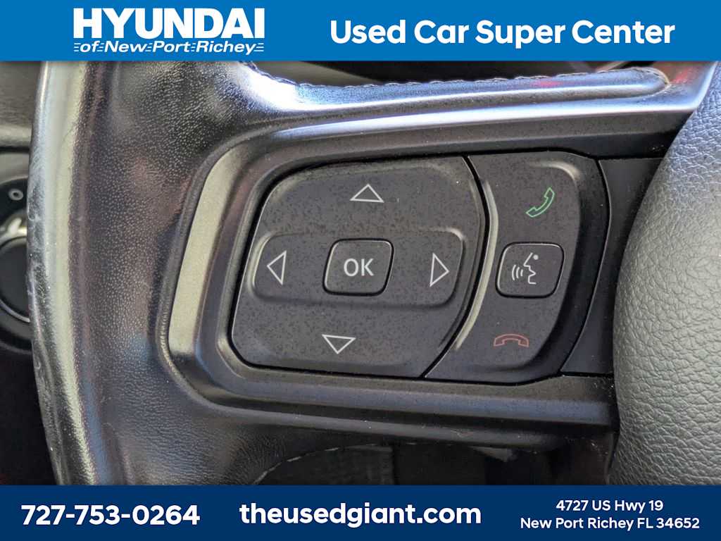 Thumbnail: 2022 Jeep Wrangler - 33