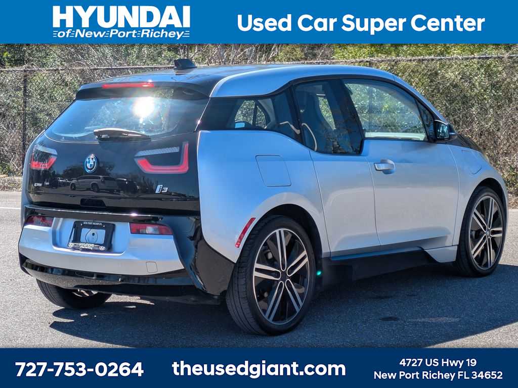 Thumbnail: 2015 BMW i3 - 5