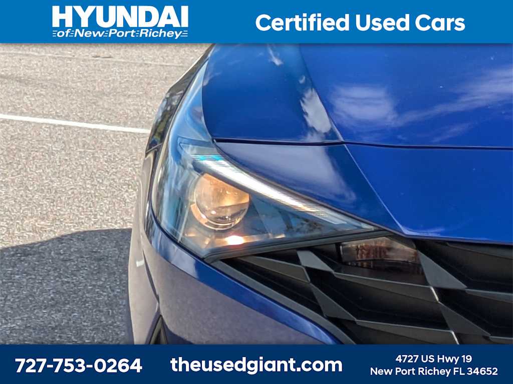 Thumbnail: 2023 Hyundai Elantra - 9