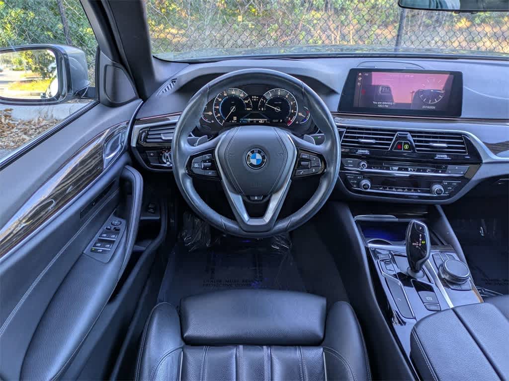 Thumbnail: 2018 BMW 5 Series - 17