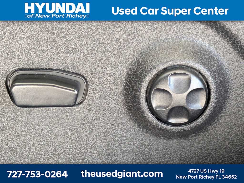 Thumbnail: 2020 Dodge Journey - 23