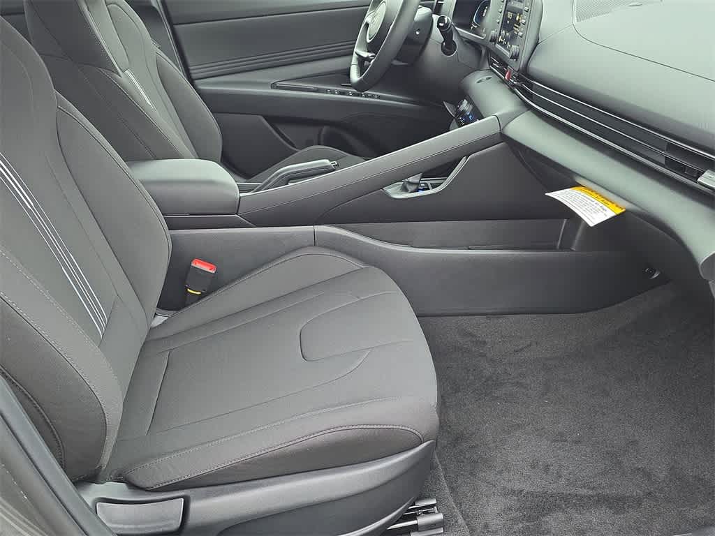 Thumbnail: 2026 Hyundai Elantra - 21