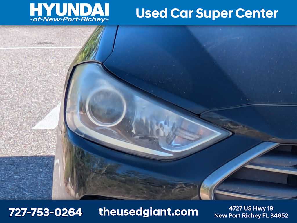 Thumbnail: 2017 Hyundai Elantra - 9