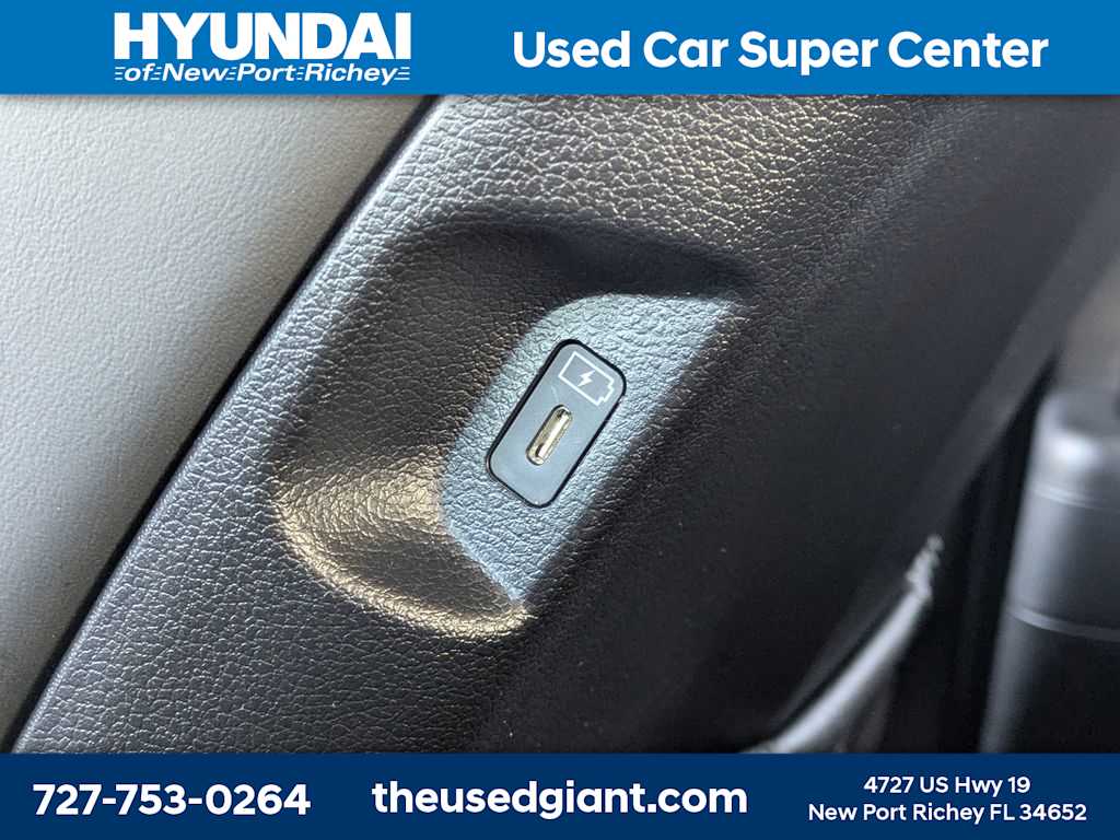 Thumbnail: 2023 Hyundai Palisade - 21