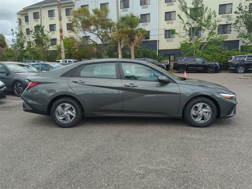 Thumbnail: 2025 Hyundai Elantra - 6