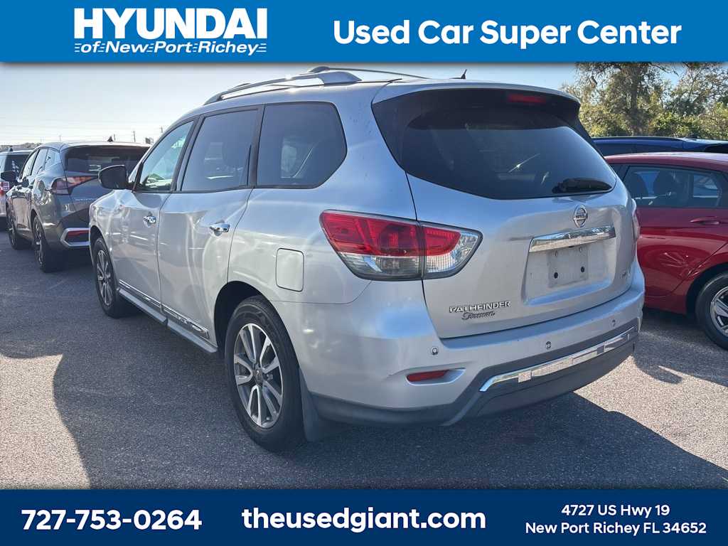 Thumbnail: 2013 Nissan Pathfinder - 2