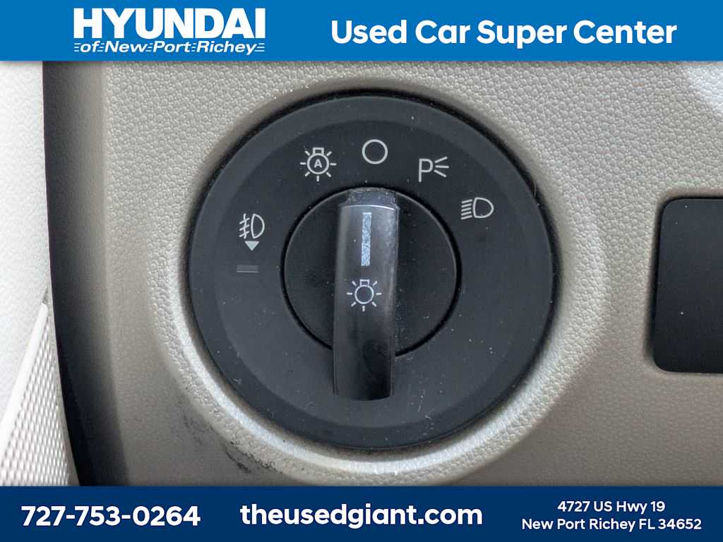 Thumbnail: 2012 Ford Escape - 26
