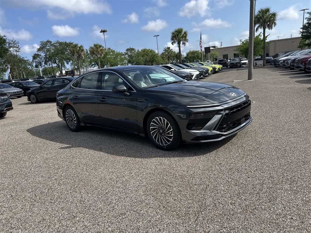 Thumbnail: 2025 Hyundai Sonata - 8