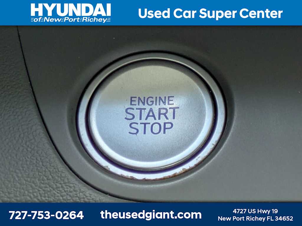 Thumbnail: 2023 Hyundai Elantra - 32