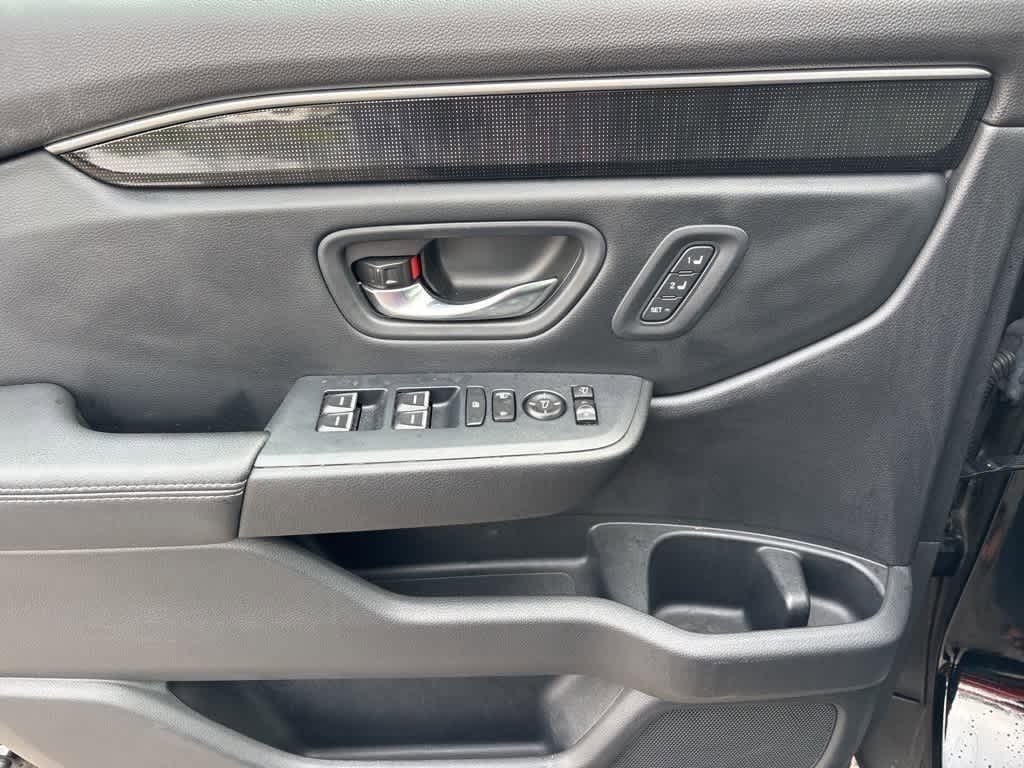 Thumbnail: 2023 Honda Pilot - 13