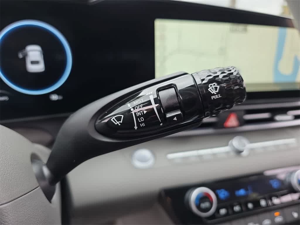 Thumbnail: 2025 Hyundai Elantra - 26