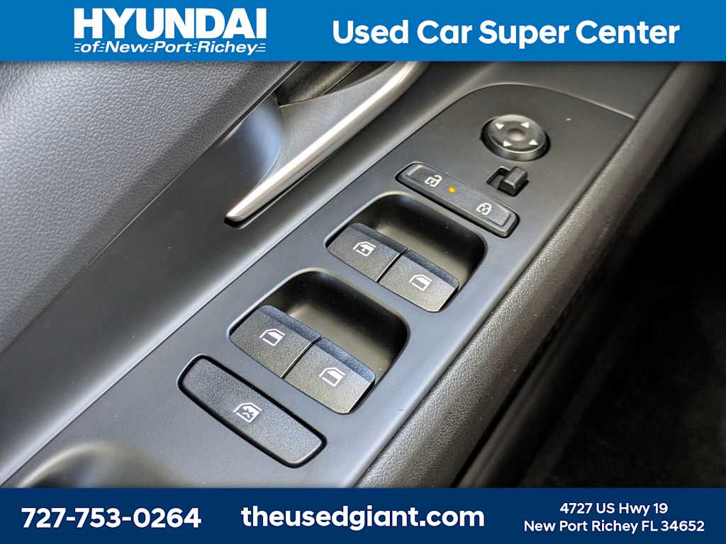 Thumbnail: 2025 Hyundai Elantra - 24